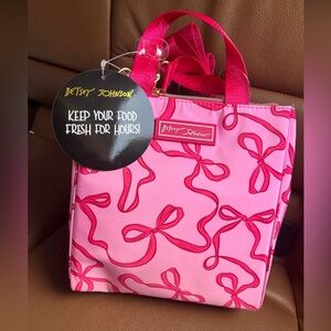Betsey Johnson Pink Bow Lunch Bag
